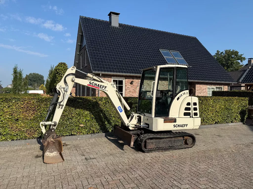 Schaeff hr 14