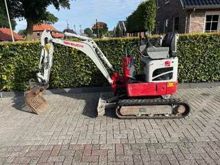 Takeuchi tb 210 r