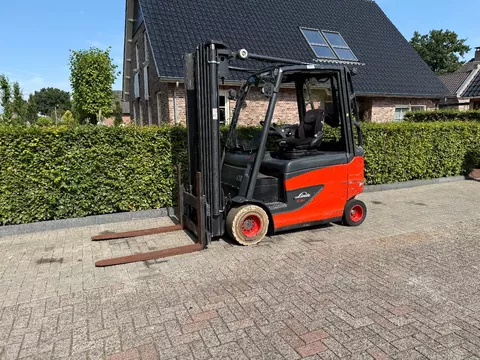 Linde e 30 Linde e 30