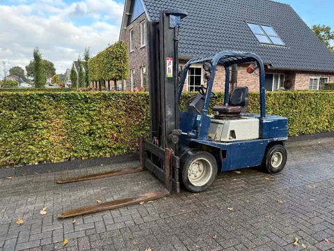 Yale diesel heftruck gpd 30 d Yale diesel heftruck gpd 30 d