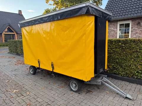 Trailer Bradshaw