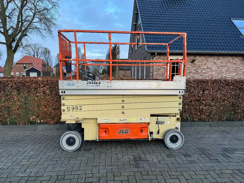 JLG 2646 es